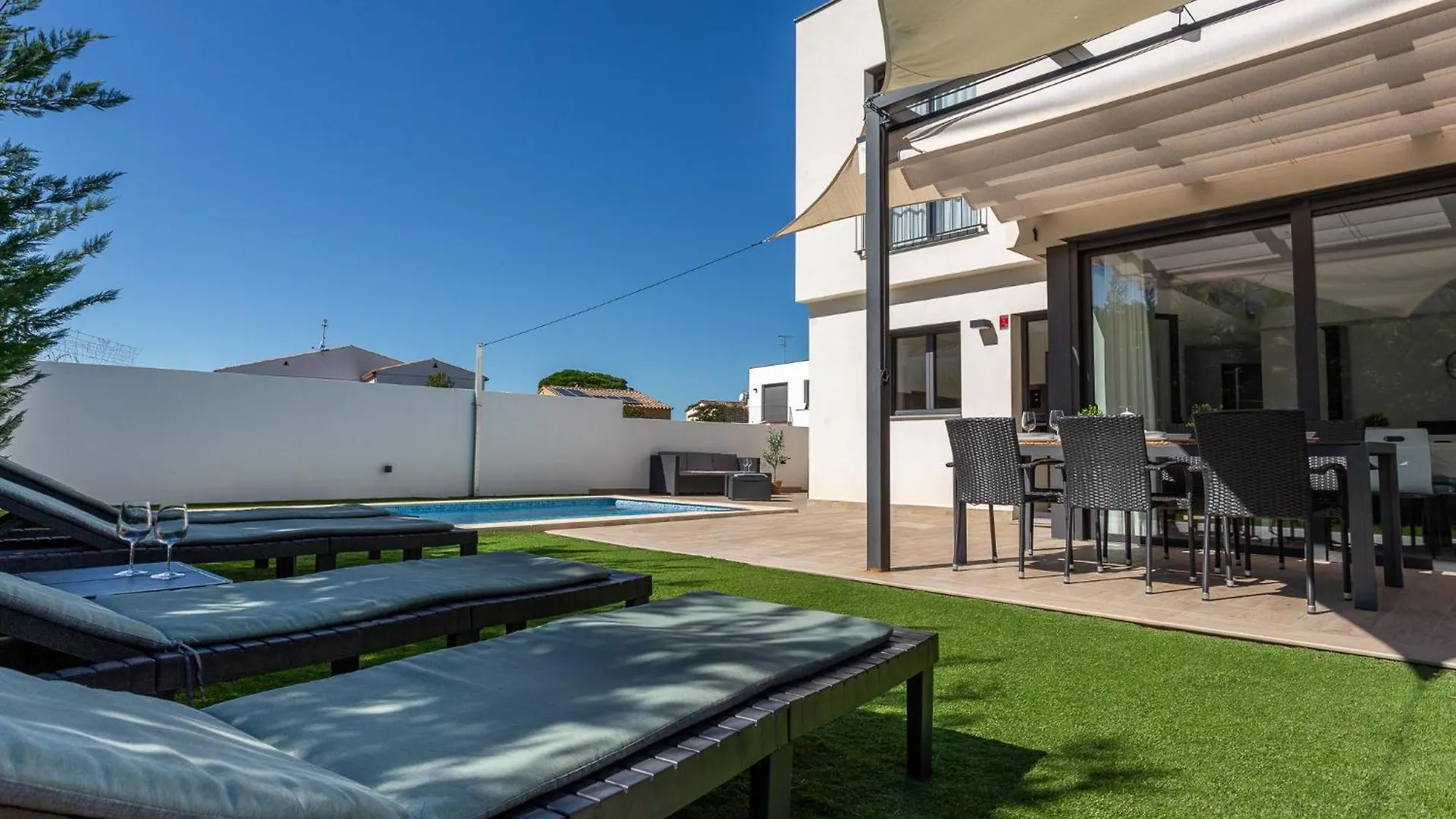 Casa Anastasia L' Escala 0*,  Spagna